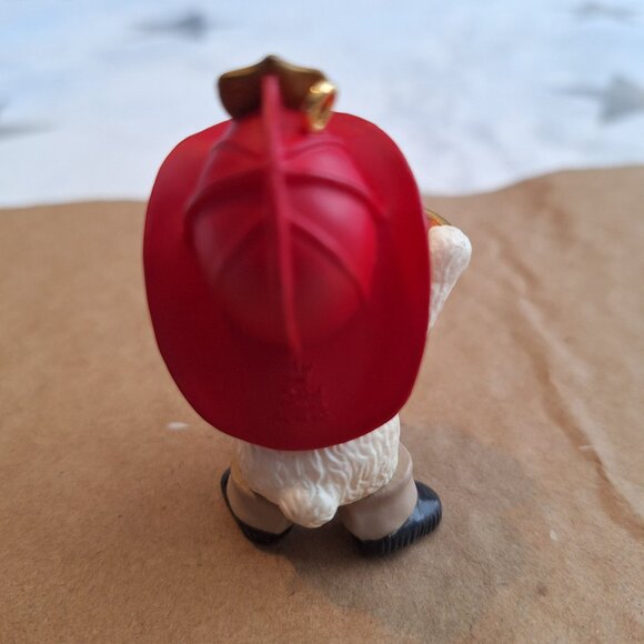Vintage 90s Hallmark Ornament  1994 RED HOT HOLIDAY Fireman Polar Bear‎ - Picture 3 of 9